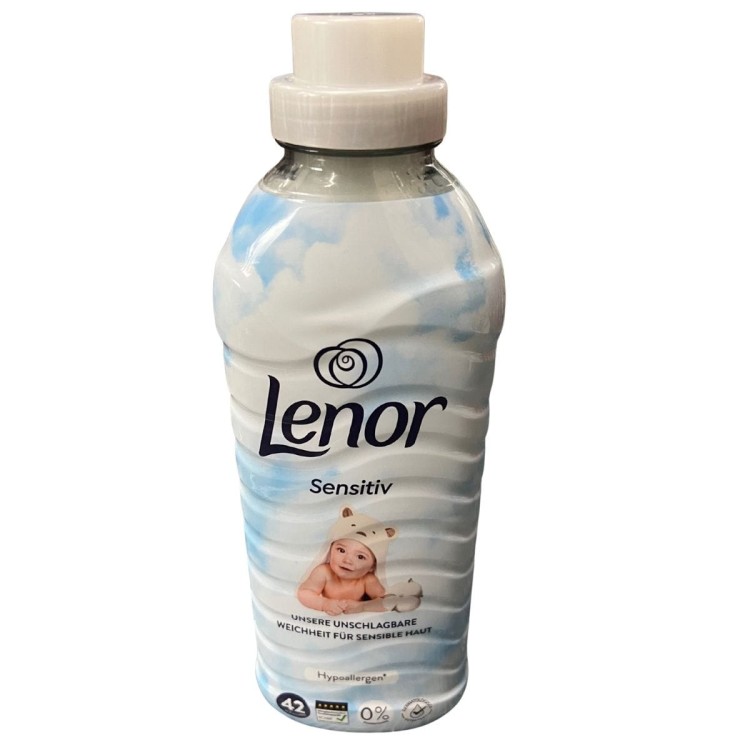 lenor-sensitive-plyn-do-plukania-882-ml-butelka-przod-opakowania